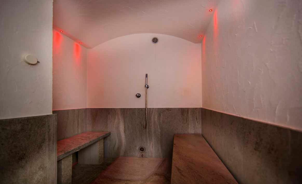 Hotel Jagdhof セルヴァ・ディ・ヴァル・ガルデーナ エクステリア 写真